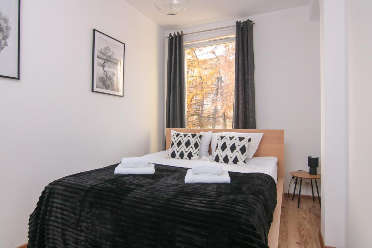 Dmk Green Apartment Near Warsaw-Modlin Airport นอวือ ดวูร์ มาซอเวียซกี ภายนอก รูปภาพ