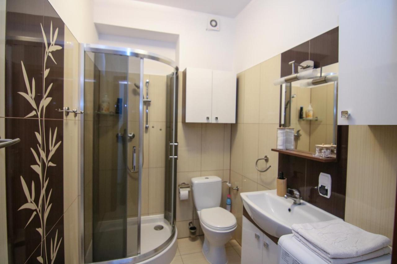 Dmk Green Apartment Near Warsaw-Modlin Airport นอวือ ดวูร์ มาซอเวียซกี ภายนอก รูปภาพ