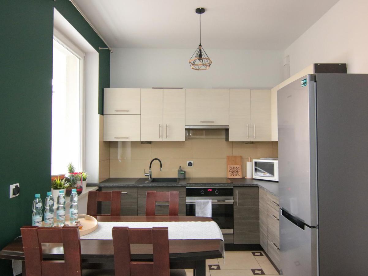 Dmk Green Apartment Near Warsaw-Modlin Airport นอวือ ดวูร์ มาซอเวียซกี ภายนอก รูปภาพ
